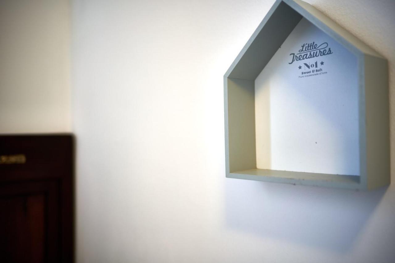 Your Familyapartment In Sirmione Kültér fotó