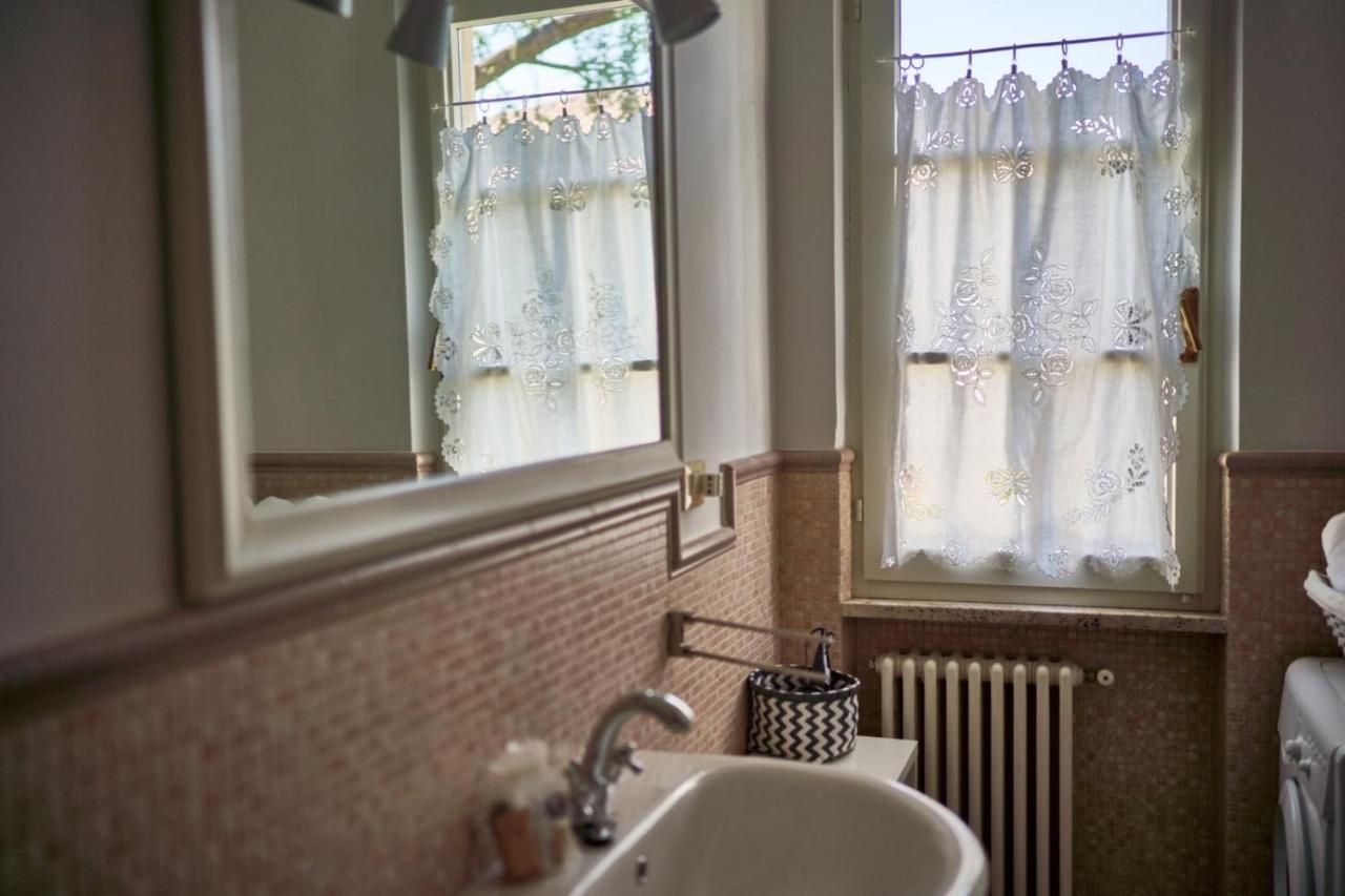 Your Familyapartment In Sirmione Kültér fotó