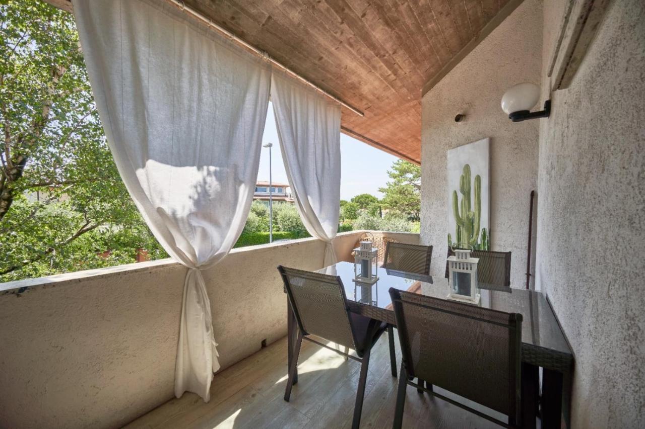 Your Familyapartment In Sirmione Kültér fotó