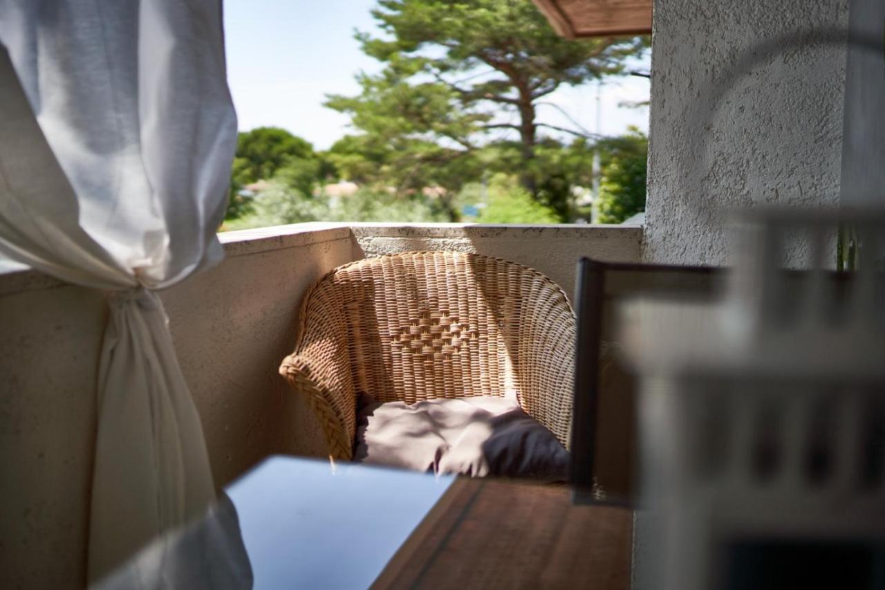 Your Familyapartment In Sirmione Kültér fotó